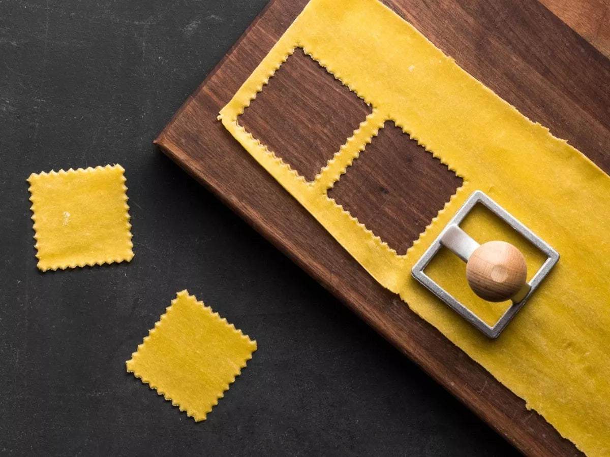 Pastalinda Aluminum Square Ravioli Stamp, 2.75 x 2.75-Inch - Pastalinda
