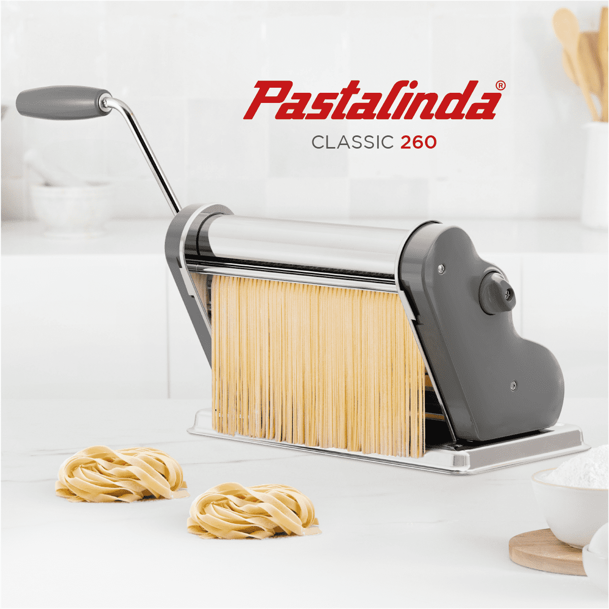 Pastalinda Classic 260 Chrome Pasta Maker Machine With Hand Crank And Two Clamps - Pastalinda